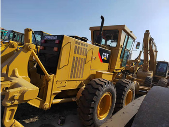 Grader CATERPILLAR 140H: afbeelding 2