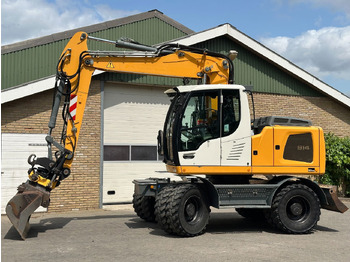 Mobiele graafmachine LIEBHERR A 914