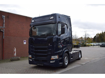 Trekker SCANIA S 450