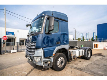 Trekker MERCEDES-BENZ Actros 1843