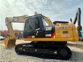 Rupsgraafmachine CATERPILLAR 320D2