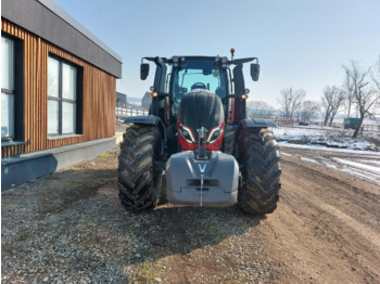 Tractor Valtra T, 74 LFTN D5, 235 D: afbeelding 3