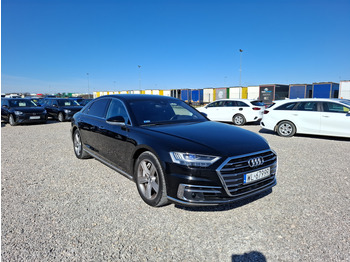 Sedan AUDI