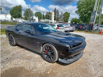Personenwagen DODGE