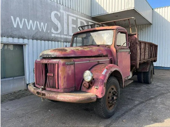 Kipper vrachtwagen VOLVO