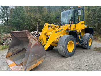 Wiellader KOMATSU WA320