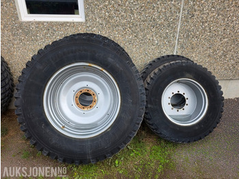 Landbouwmachine JOHN DEERE 6930