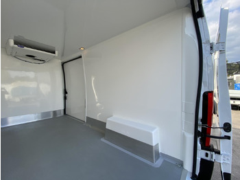 Nieuw Koelwagen PEUGEOT BOXER L3H2 180PS CONFORT 335 / FRISCHDIENST BIS 0 + XARIOS 300 12-230V: afbeelding 2 Nieuw Koelwagen PEUGEOT BOXER L3H2 180PS CONFORT 335 / FRISCHDIENST BIS 0 + XARIOS 300 12-230V: afbeelding 2