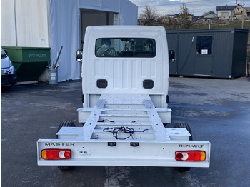 Nieuw Huifzeil bedrijfswagen RENAULT NEW MASTER L3 170PS 1+2 PRITSCHE PLANE 4300MM: afbeelding 4 Nieuw Huifzeil bedrijfswagen RENAULT NEW MASTER L3 170PS 1+2 PRITSCHE PLANE 4300MM: afbeelding 4