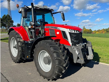Tractor MASSEY FERGUSON