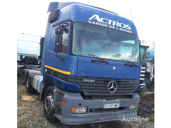 Trekker MERCEDES-BENZ Actros