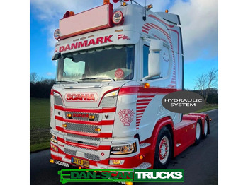 Trekker SCANIA R