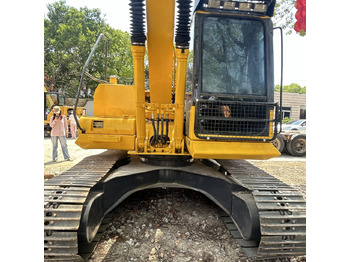 Rupsgraafmachine KOMATSU PC130