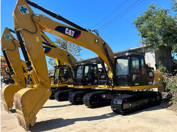 Rupsgraafmachine CATERPILLAR 320D
