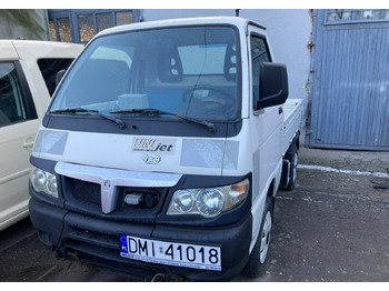 Bestelwagen met open laadbak PIAGGIO