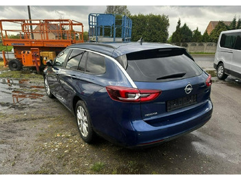 Personenwagen OPEL
