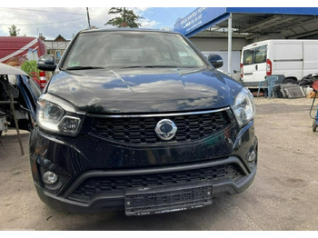 SUV