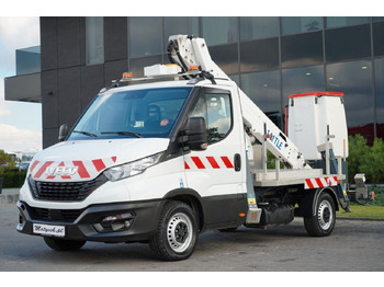 Vrachtwagen hoogwerker IVECO Daily