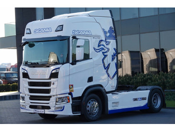 Trekker SCANIA R 450