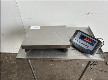 Voedselverwerkende machine