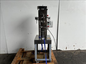 Voedselverwerkende machine