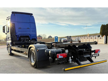 Leasing  MAN TGX 18.430/SPROWADZONY/DO ŻYWCA/DO BYDŁA/2020/KLIMA POSTOJOWA/SERWISOWANY/JAK NOWY/NISKI PRZEBIEG/RAMA/BDF/E6 MAN TGX 18.430/SPROWADZONY/DO ŻYWCA/DO BYDŁA/2020/KLIMA POSTOJOWA/SERWISOWANY/JAK NOWY/NISKI PRZEBIEG/RAMA/BDF/E6: afbeelding 4