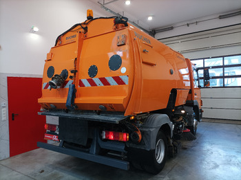 Veegwagen MERCEDES-BENZ Atego 1018 Zamiatarka Kehrmaschine BUCHER Szczotki L/R PM10 2 Silniki 2012r: afbeelding 4