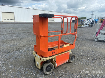 Verticale masthoogwerker JLG