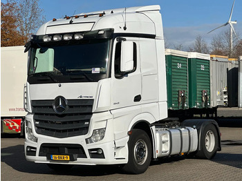 Trekker MERCEDES-BENZ Actros 1943