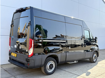Leasing Iveco Daily 35S16 L2H2 Airco Cruise Control Camera 3.5t Trekhaak Iveco Daily 35S16 L2H2 Airco Cruise Control Camera 3.5t Trekhaak: afbeelding 3