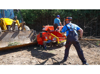 Nieuw Houtversnipperaar REMET R120: afbeelding 2 Nieuw Houtversnipperaar REMET R120: afbeelding 2