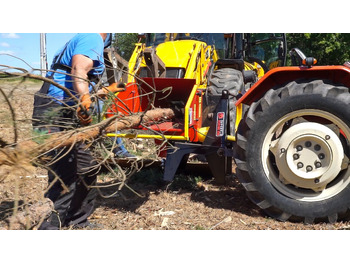 Nieuw Houtversnipperaar REMET R120: afbeelding 3 Nieuw Houtversnipperaar REMET R120: afbeelding 3