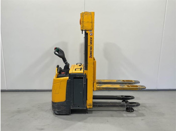 Stapelaar JUNGHEINRICH