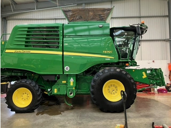 Maaidorser JOHN DEERE T670