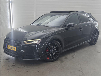 Personenwagen AUDI