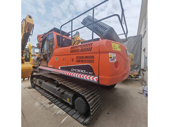 Rupsgraafmachine DOOSAN DX300