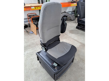 Zitplaats RENAULT Magnum