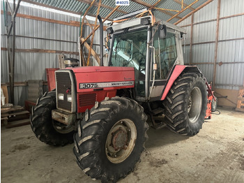 Tractor MASSEY FERGUSON 1000 series