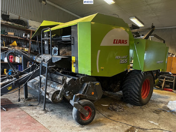 Hooi-/ Voedermachine CLAAS