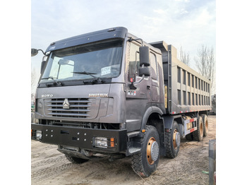 Kipper vrachtwagen SINOTRUK HOWO
