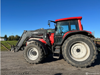 Leasing  Valtra T190, etukuormaajalla, vm. 2003, Petäjävesi Valtra T190, etukuormaajalla, vm. 2003, Petäjävesi: afbeelding 1