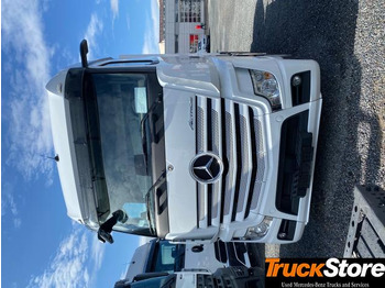 Trekker MERCEDES-BENZ Actros 1845