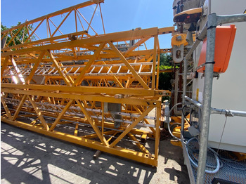 Torenkraan LIEBHERR