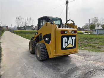 Schranklader CATERPILLAR
