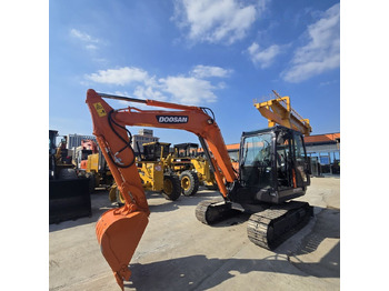 Minigraafmachine Doosan DX60: afbeelding 3