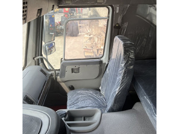 Kipper vrachtwagen SINOTRUK HOWO