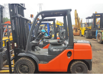 Diesel heftruck Toyota FD30: afbeelding 4