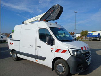 Vrachtwagen hoogwerker