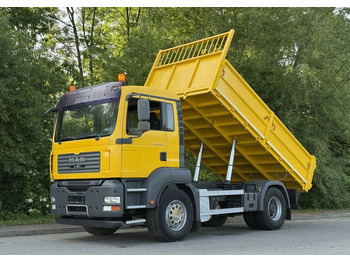 Kipper vrachtwagen MAN TGA 18.320