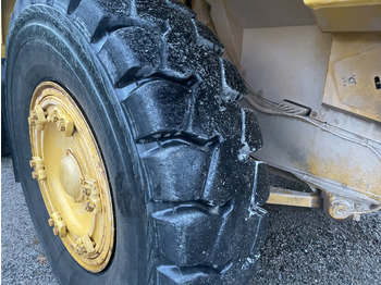 Zelfrijdende kiepwagen KOMATSU Hd405-6: afbeelding 5